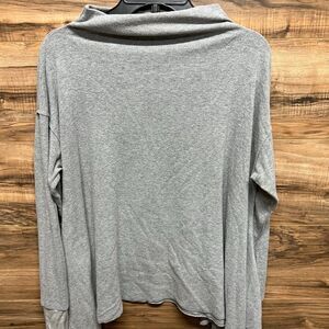Mododoc xs grey sweater top